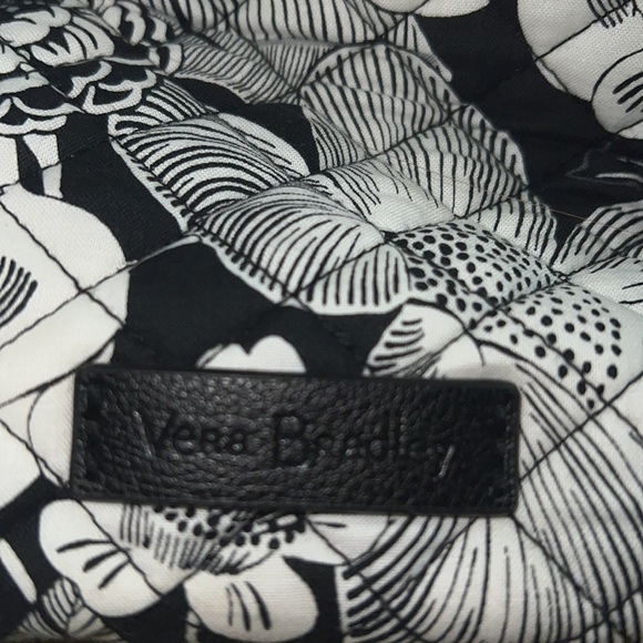 VERA BRADLEY cute purse - Picture 2 of 3